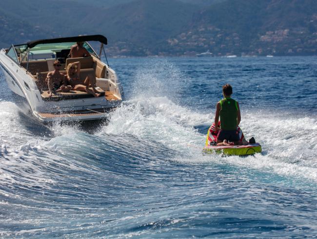 Sea Ray 250SDX