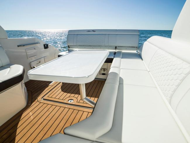 Sea Ray 250 SDX OB