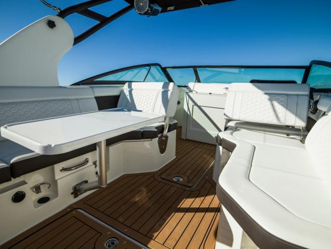 Sea Ray 250 SDX OB