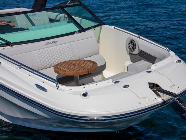 Sea Ray 250 SDX OB