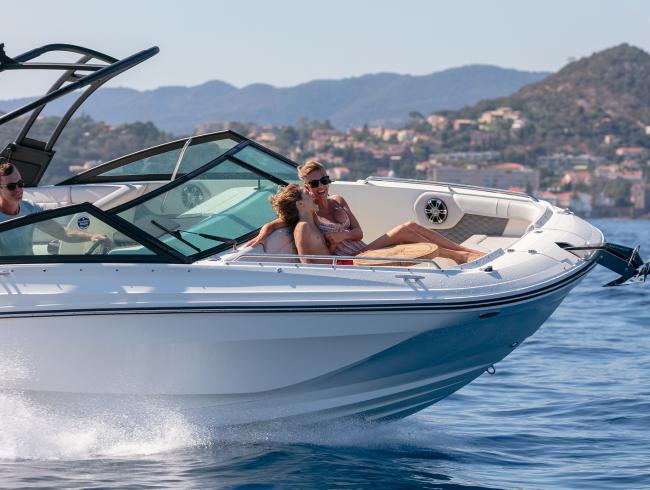 Sea Ray 250 SDX OB