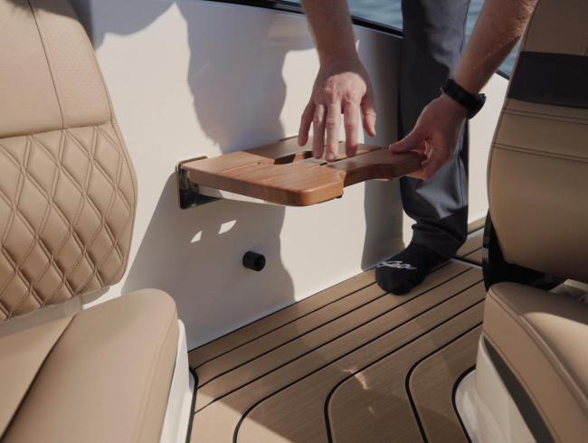 280 Searay SLX