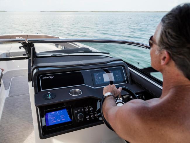 310 SLX OB Sea Ray