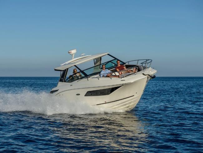 320 Sundancer new model sportcruiser