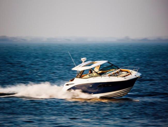 320 Sundancer new model sportcruiser