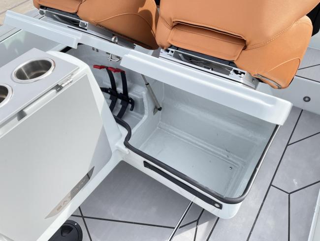Saxdor 200 6 seats