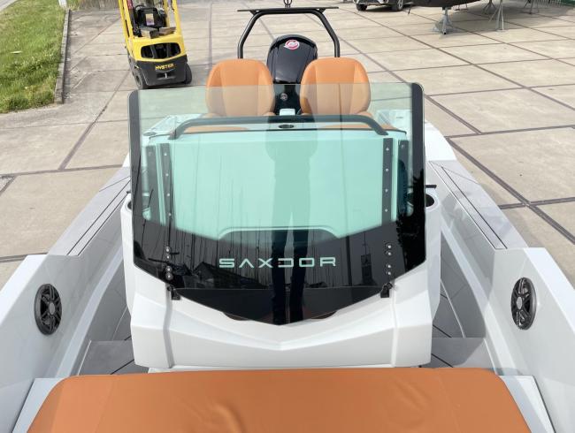 Saxdor 200 6 seats