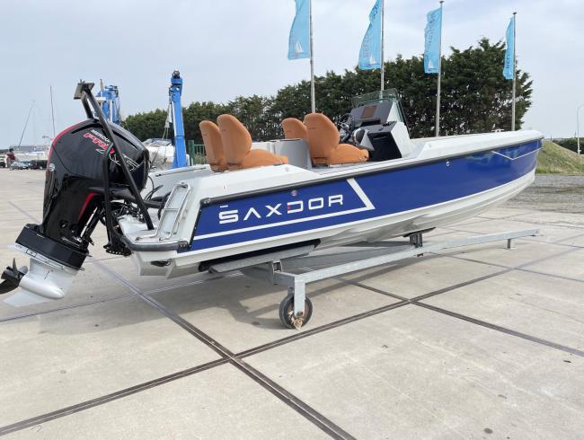 Saxdor 200 6 seats