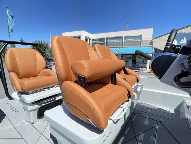 Saxdor 200 6 seats