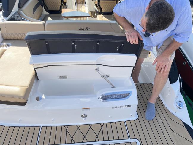 260 SEARAY SLX