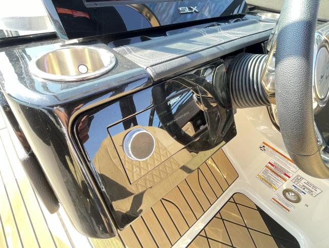 260 SEARAY SLX