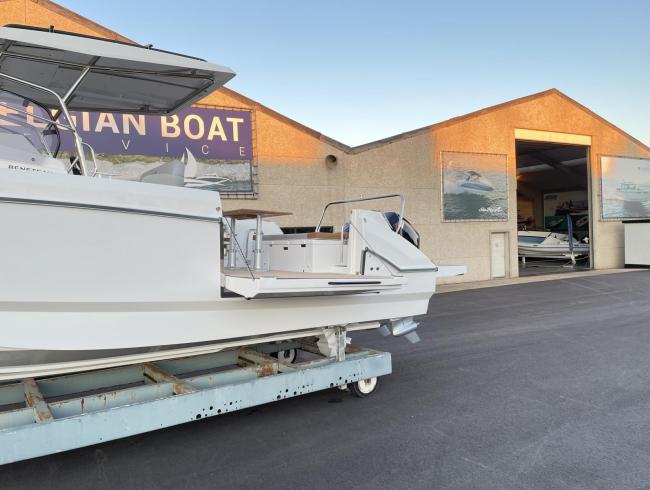 Beneteau Flyer Spacedeck 9