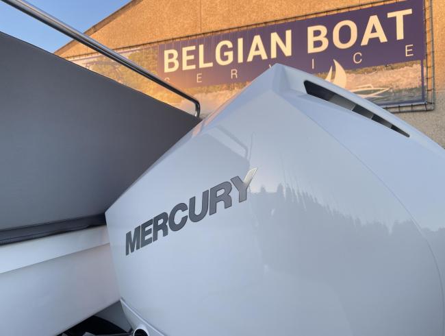 Beneteau Antaris 8 OB Versie2