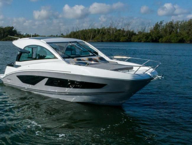 32 GT Beneteau