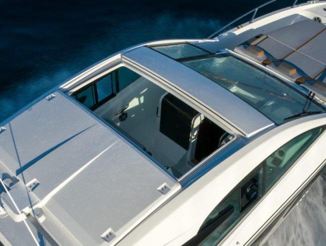 Gran Turismo 32 Outboard