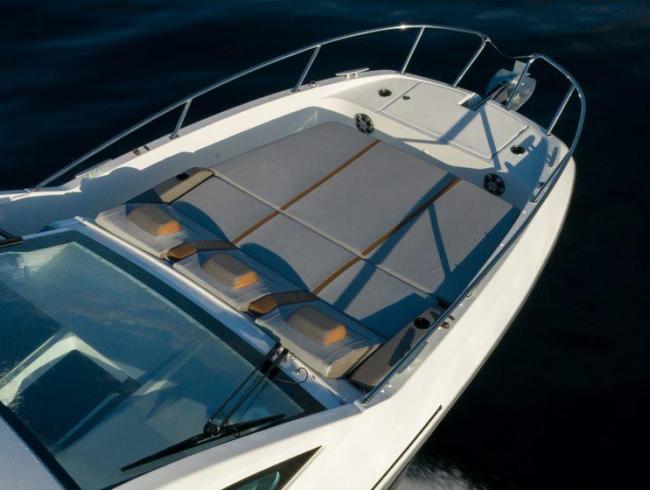 Gran Turismo 32 Outboard