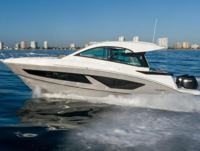 Gran Turismo 32 Outboard