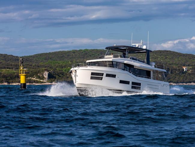 62 Grand Twawler