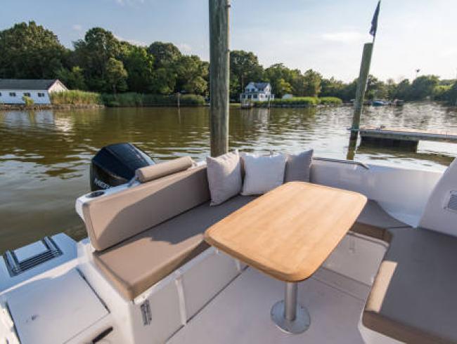 Antaris 7 Outboard