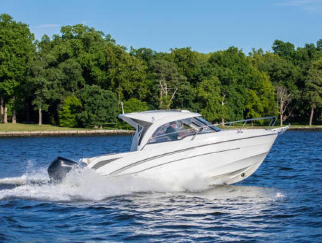 Antaris 7 Outboard