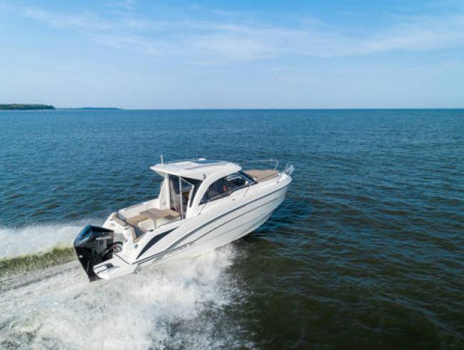 Antaris 7 Outboard