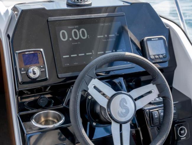 Antaris 8 Outboard