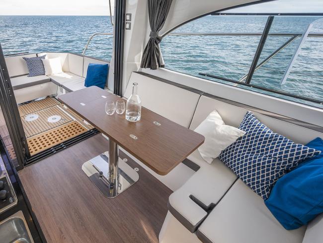 Beneteau Antaris 11