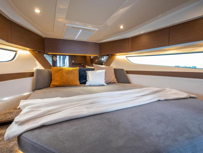 Beneteau Antaris 11