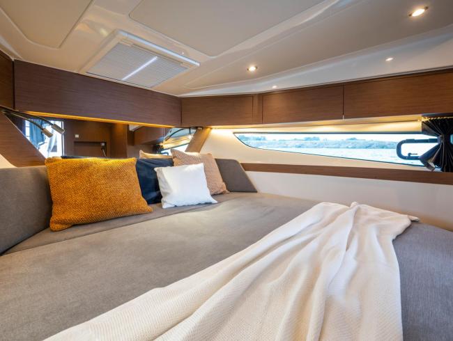Beneteau Antaris 11