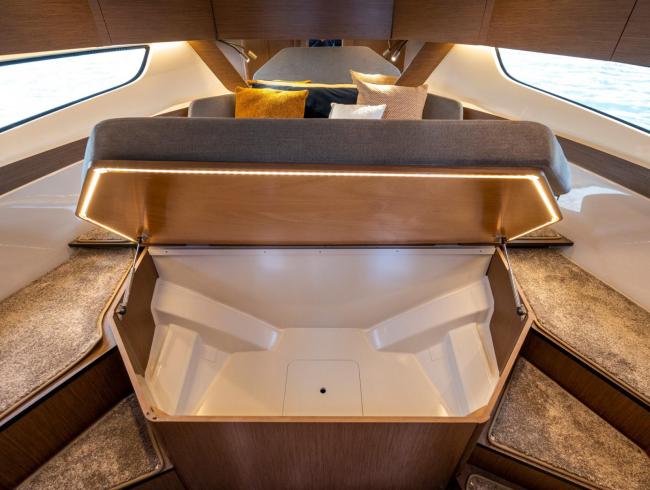 Beneteau Antaris 11