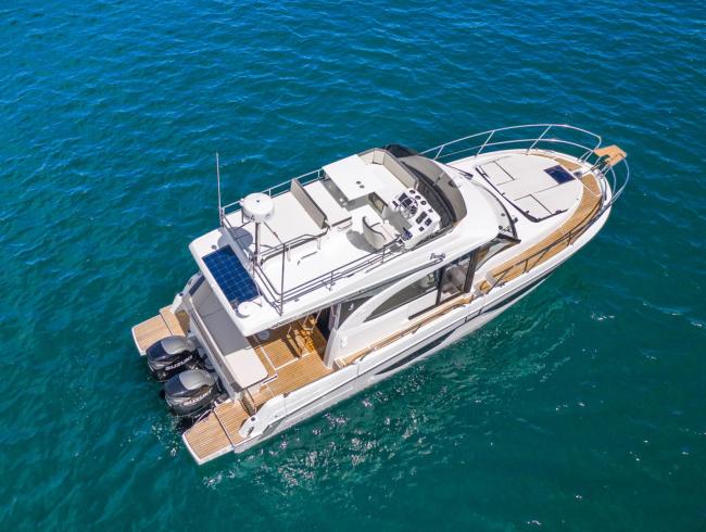 Beneteau Antaris 11