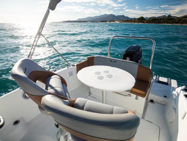 Beneteau Flyer 6 Spacedeck