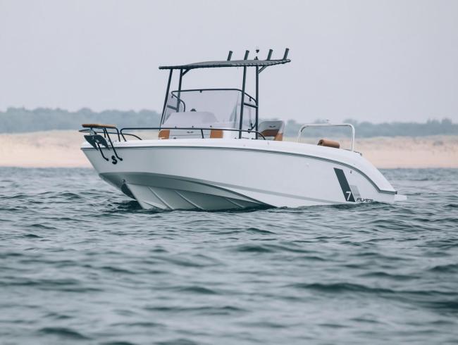 NEW BENETEAU FLYER SERIES 6 & 7