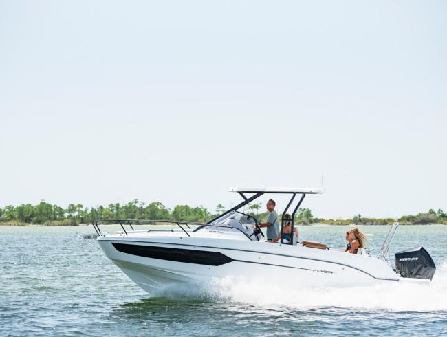 Flyer 8 Sundeck