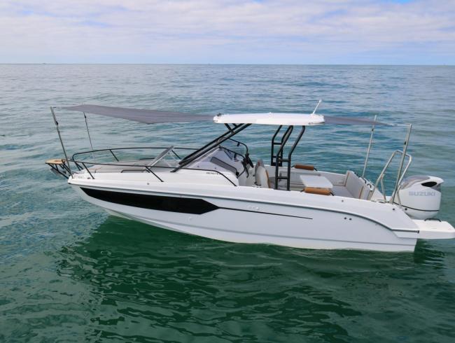 Flyer 8 Sundeck