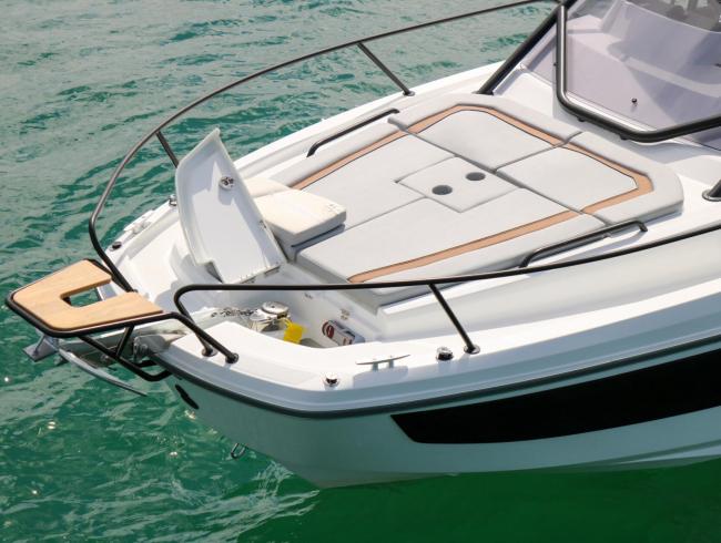 Flyer 8 Sundeck